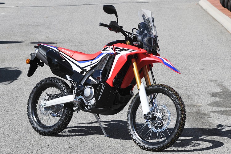 Honda CRF 250 Rally moi &quot;chot gia&quot; 152 trieu tai Malaysia